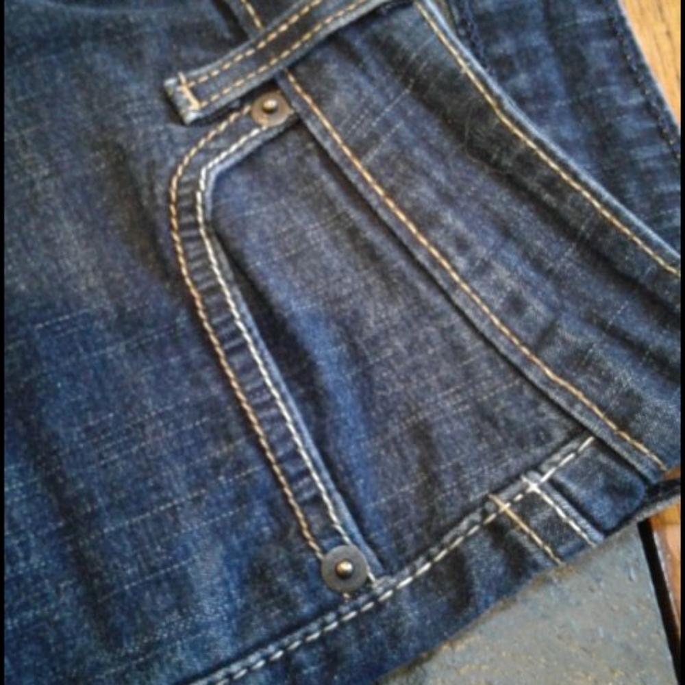 LEVIS - Picture 7 of 9